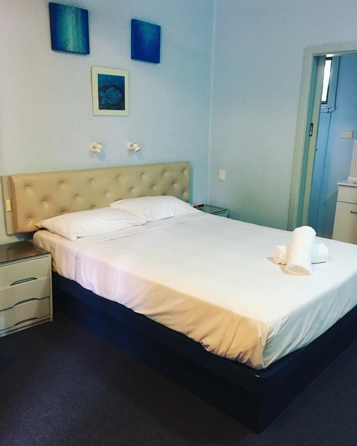 Sapphire Motel Korora Exteriör bild